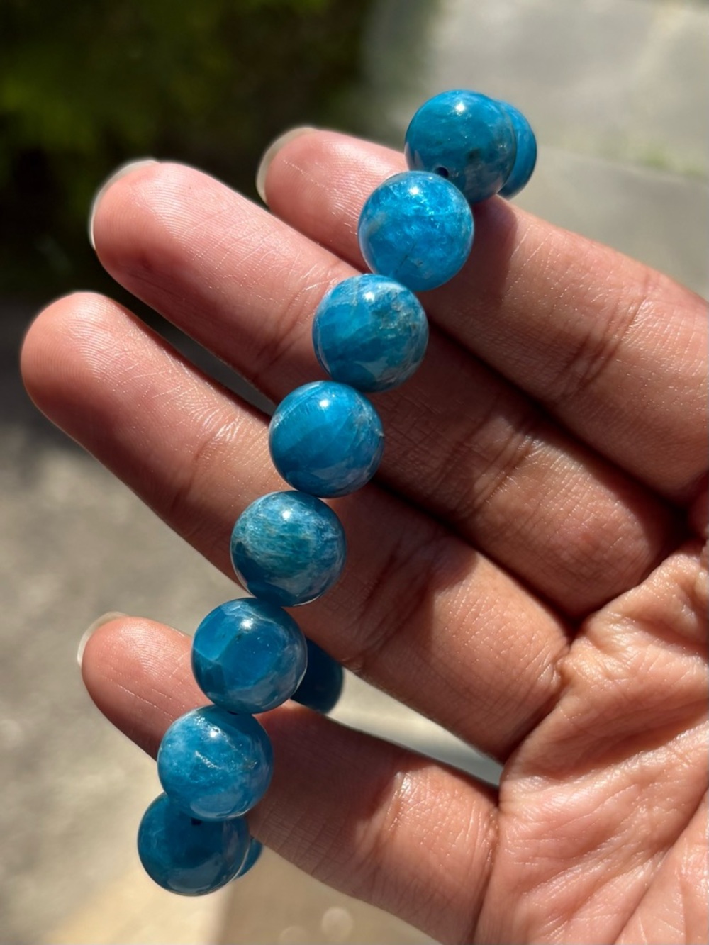 Blue Apatite Crystal Bracelet 12.7mm - Picture 4 of 10